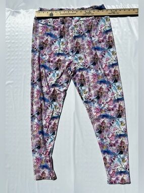 Women’s DISNEY castles Pink Multicolor leggings TC2 high rise